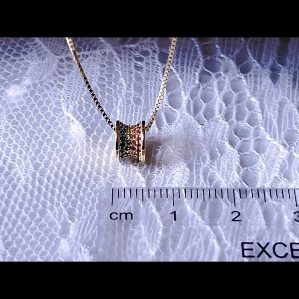 18K Gold Vermeil 🌈 Rainbow B.zero1 necklace - Picture 4 of 6
